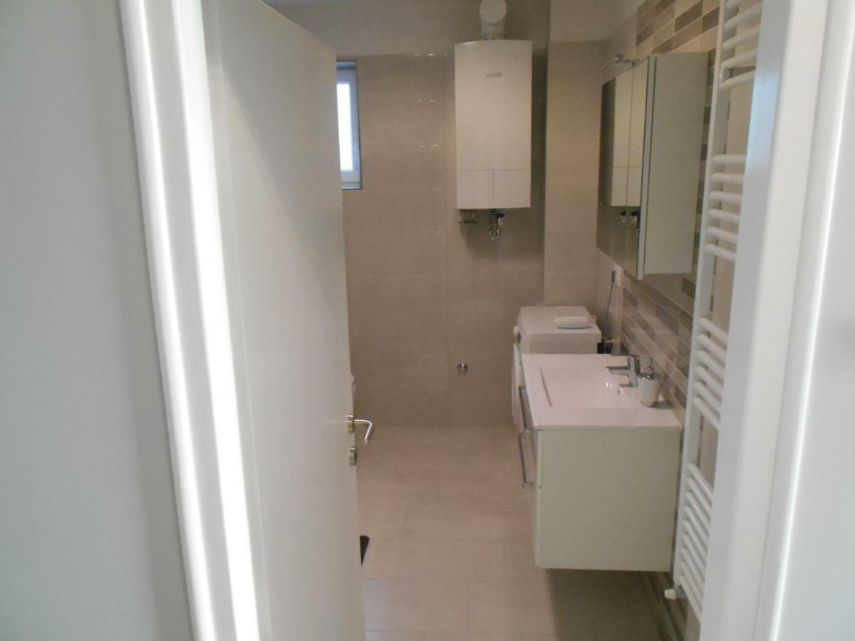 Apartment Laura Kostrena Εξωτερικό φωτογραφία