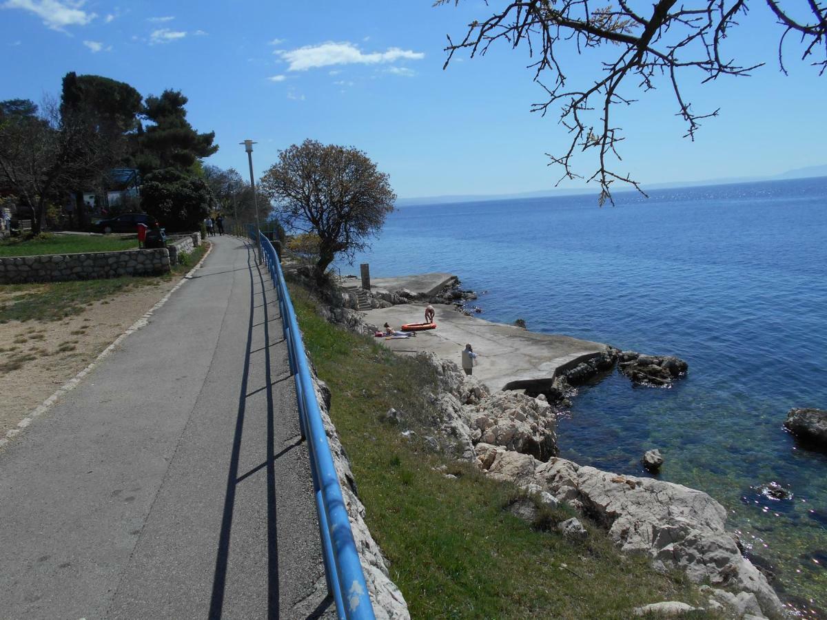 Apartment Laura Kostrena Εξωτερικό φωτογραφία