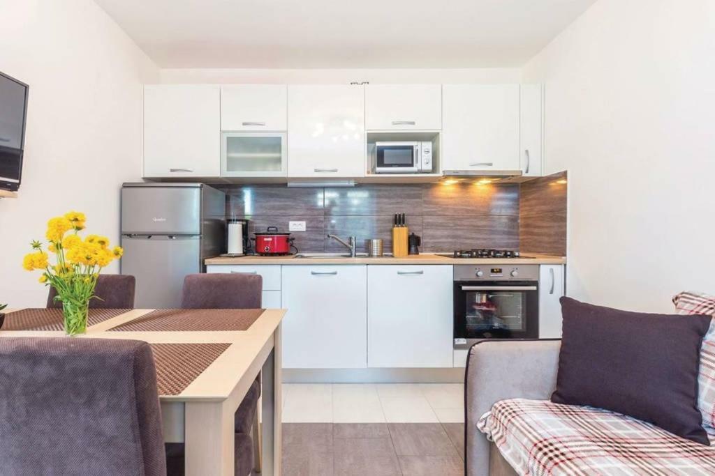Apartment Laura Kostrena Εξωτερικό φωτογραφία